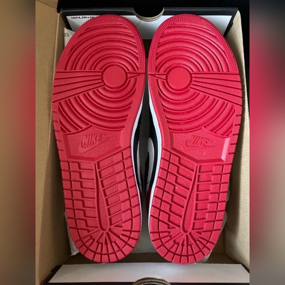 AIR JORDAN 1 LOW MEN'S US SIZE 13 BRAND NEW IN BOX - Picture 4 of 8